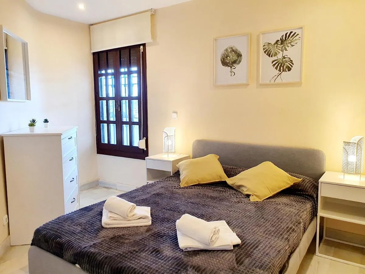 Cozy Apartment On The Beach Sitio de Calahonda