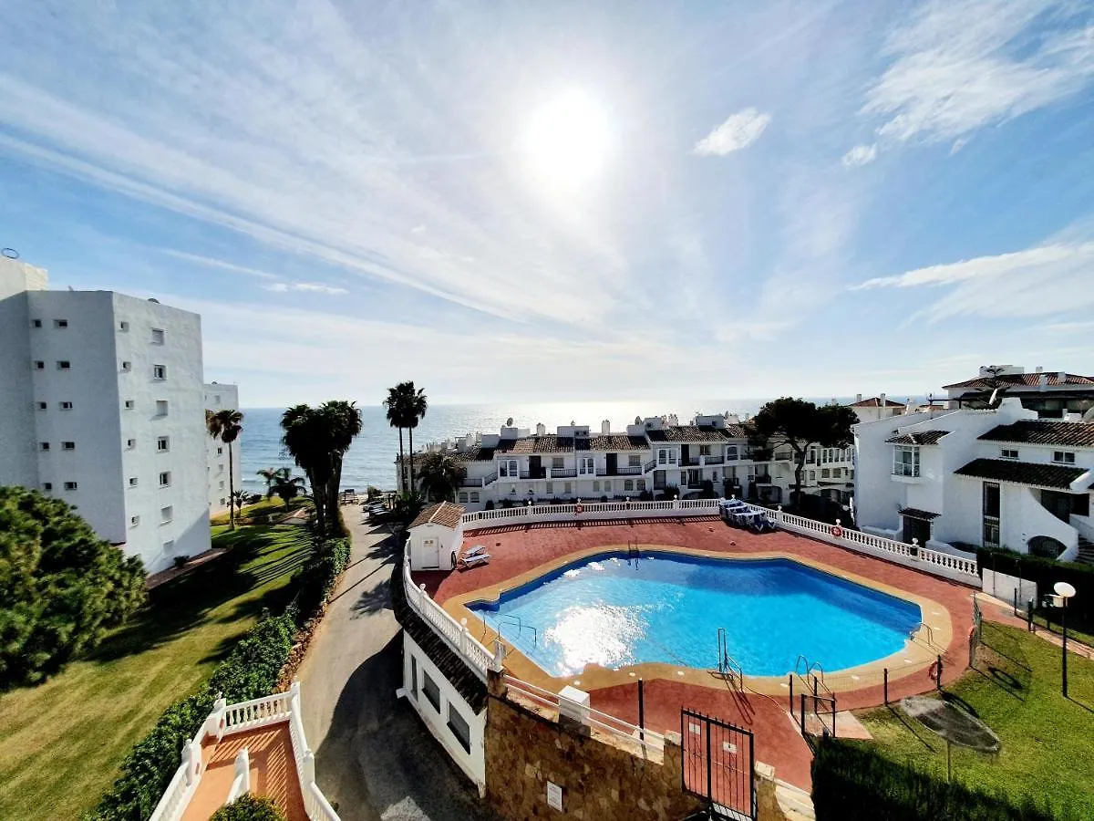 Cozy Apartment On The Beach Sitio de Calahonda