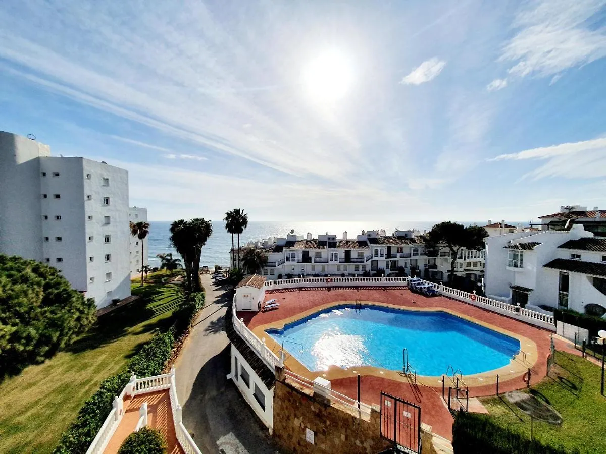Cozy Apartment On The Beach Sitio de Calahonda Spain