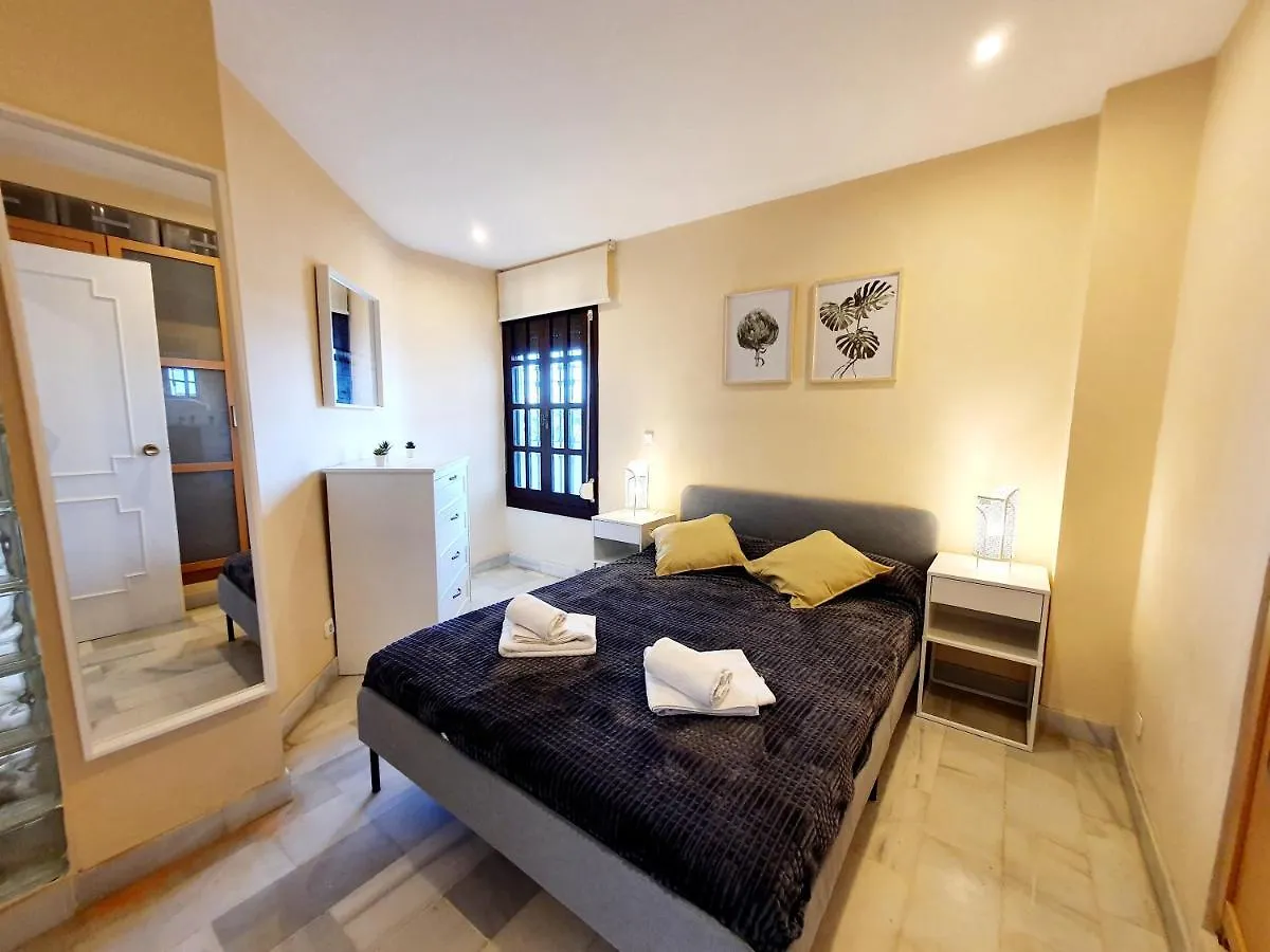 Cozy Apartment On The Beach Sitio de Calahonda