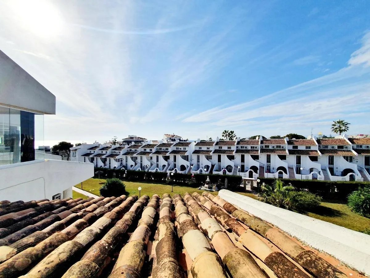 Cozy Apartment On The Beach Sitio de Calahonda Spain