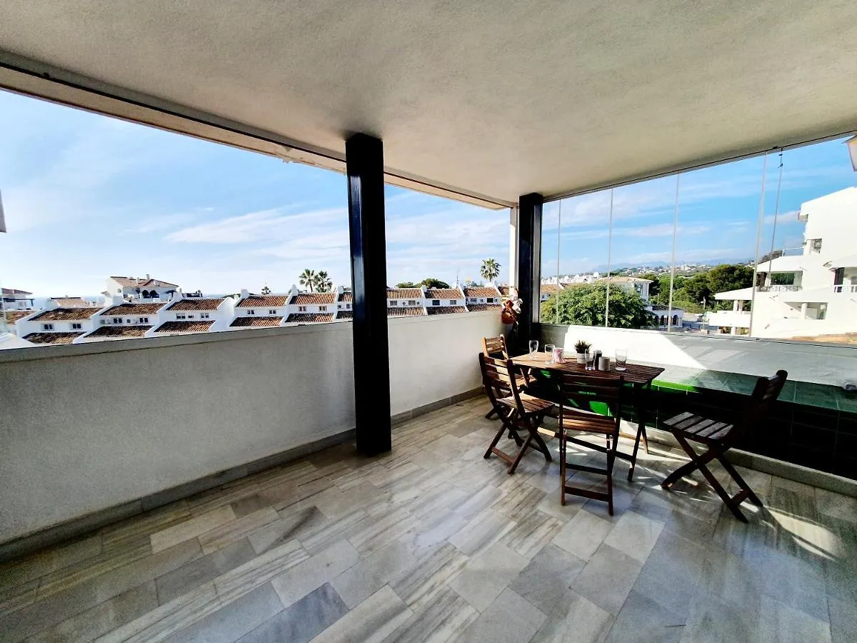 Cozy Apartment On The Beach Sitio de Calahonda Spain
