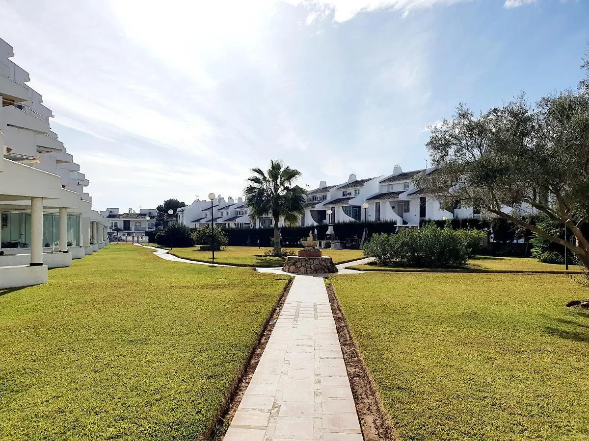 Cozy Apartment On The Beach Sitio de Calahonda