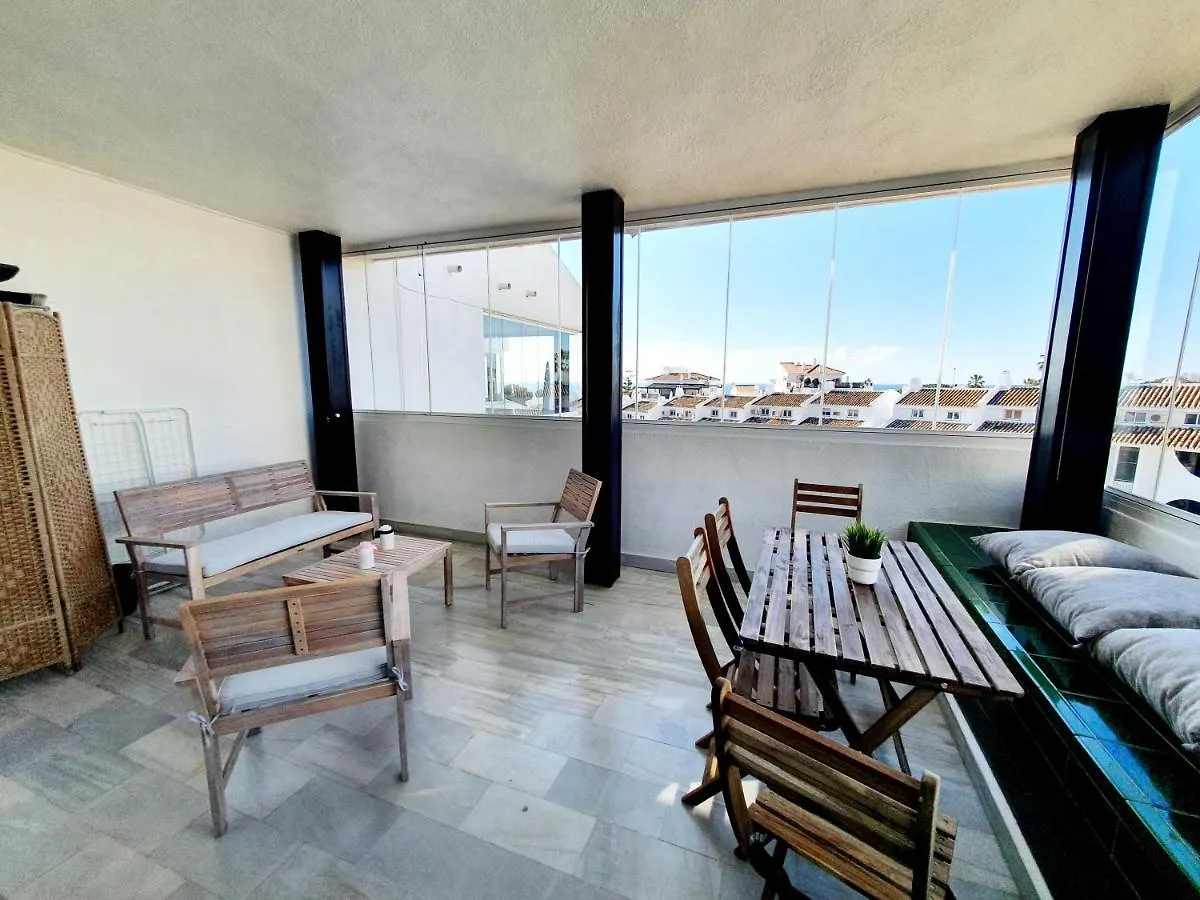 Cozy Apartment On The Beach Sitio de Calahonda